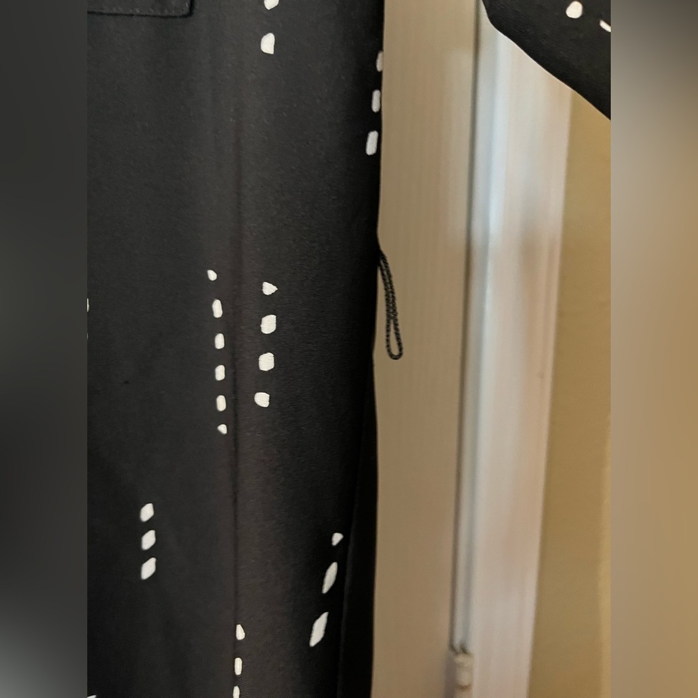 🛍️Ann Taylor Small Black and White Dress - Picture 4 of 4